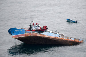 Se hunde el buque “Marflota III” en costas de Manzanillo - GRUPOMAR